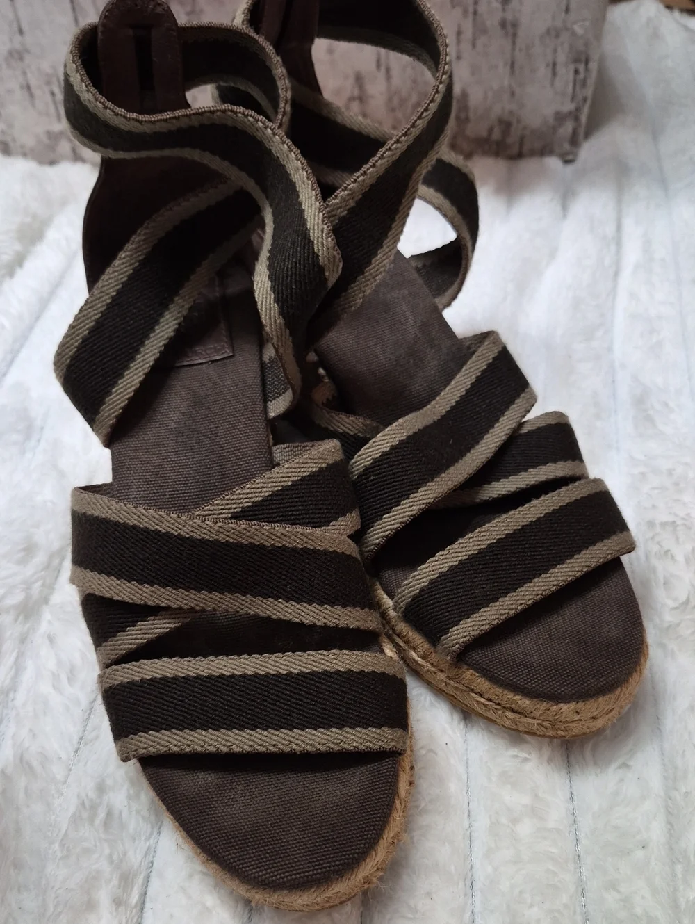 Tory Burch sz used